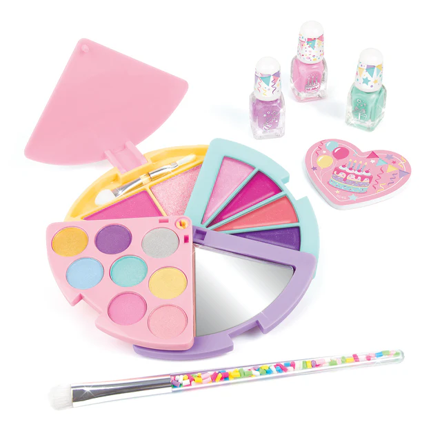 That Takes the Cake Cosmetic Set