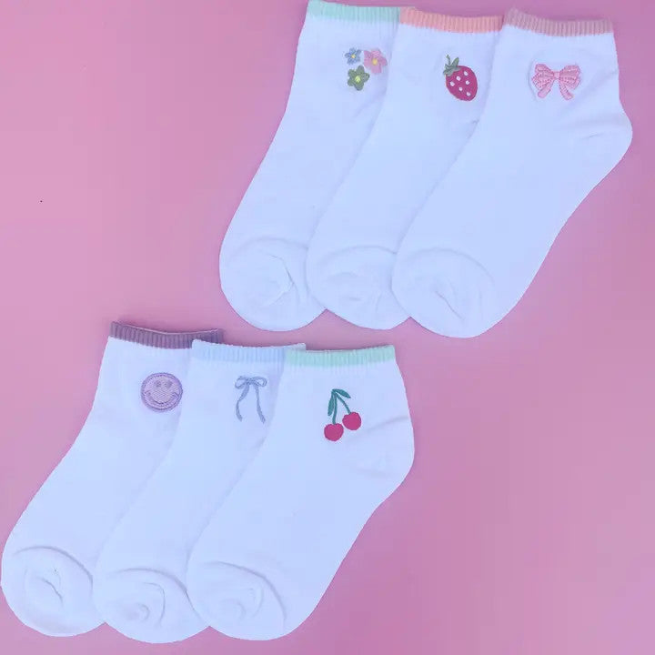 Embroidered Ankle Socks