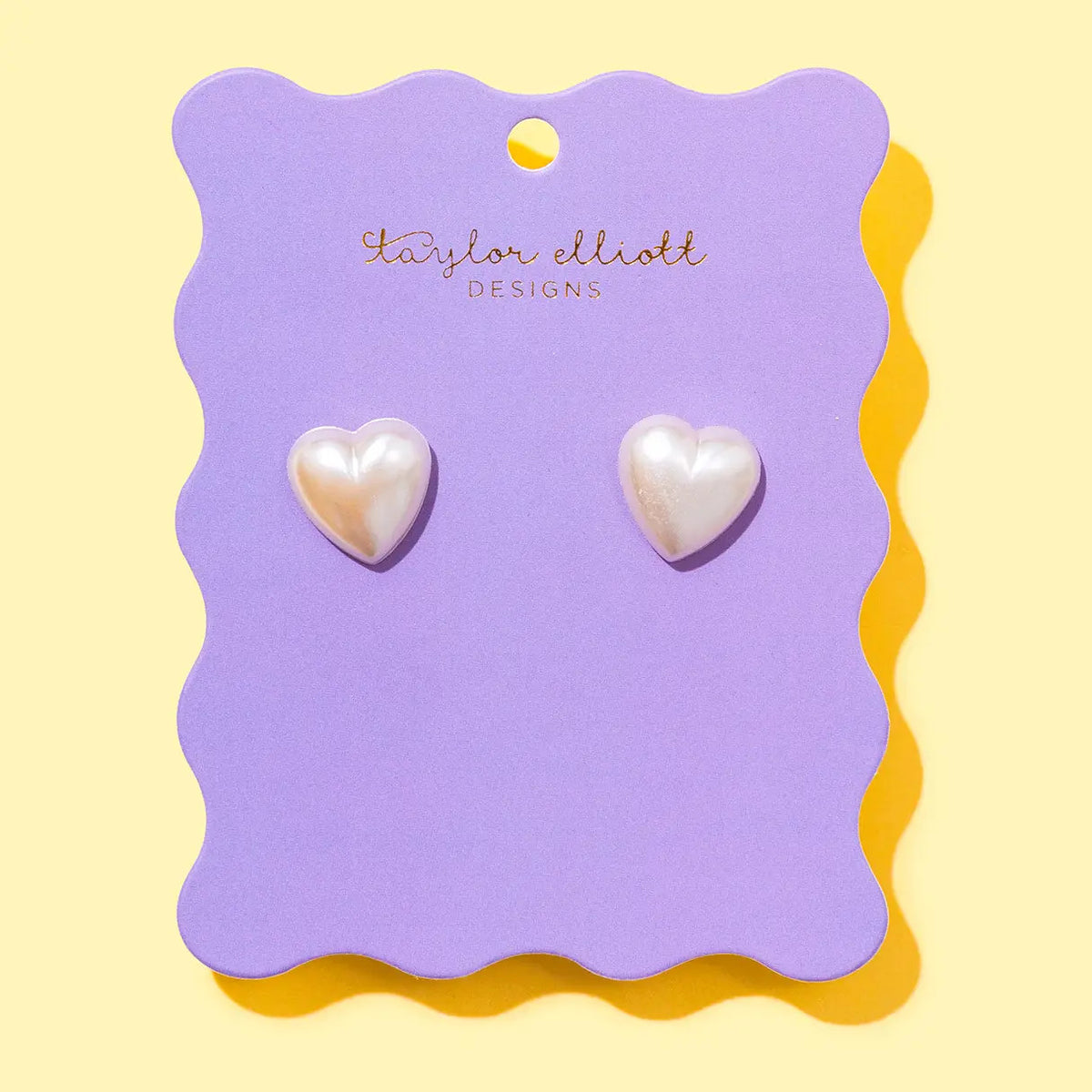 Stud Earrings Pearl Hearts - Meredith