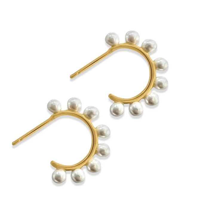 Micro Hugs Pearl | Gold Vermeil